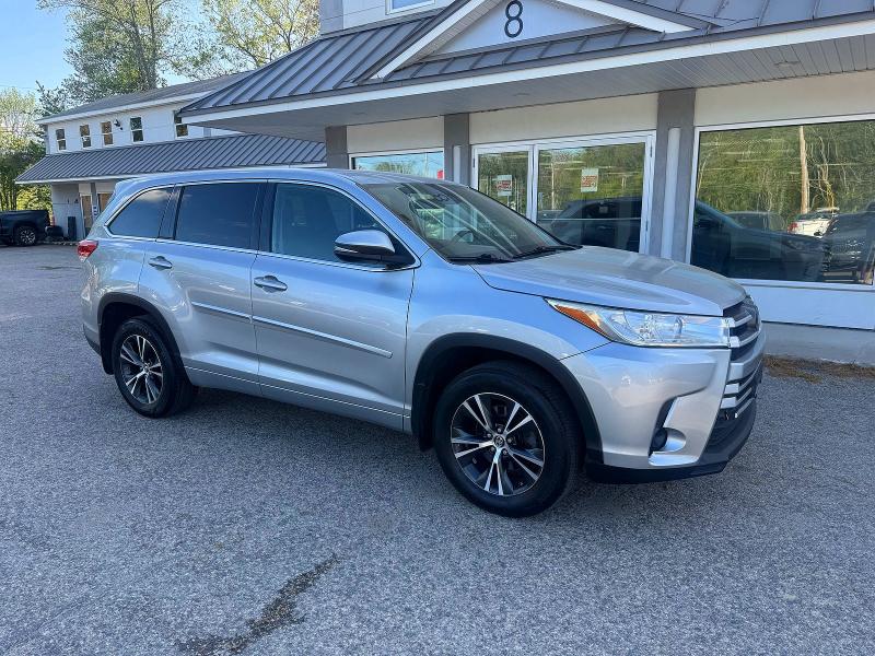 2018 Toyota Highlander VIN 5TDBZRFH9JS843564 COPART salvage auction — MINOR DENT/SCRATCHES, NJ - CERTIFICATE OF TITLE (P), sold $9,700 on 2026-07-17 (photo 1)