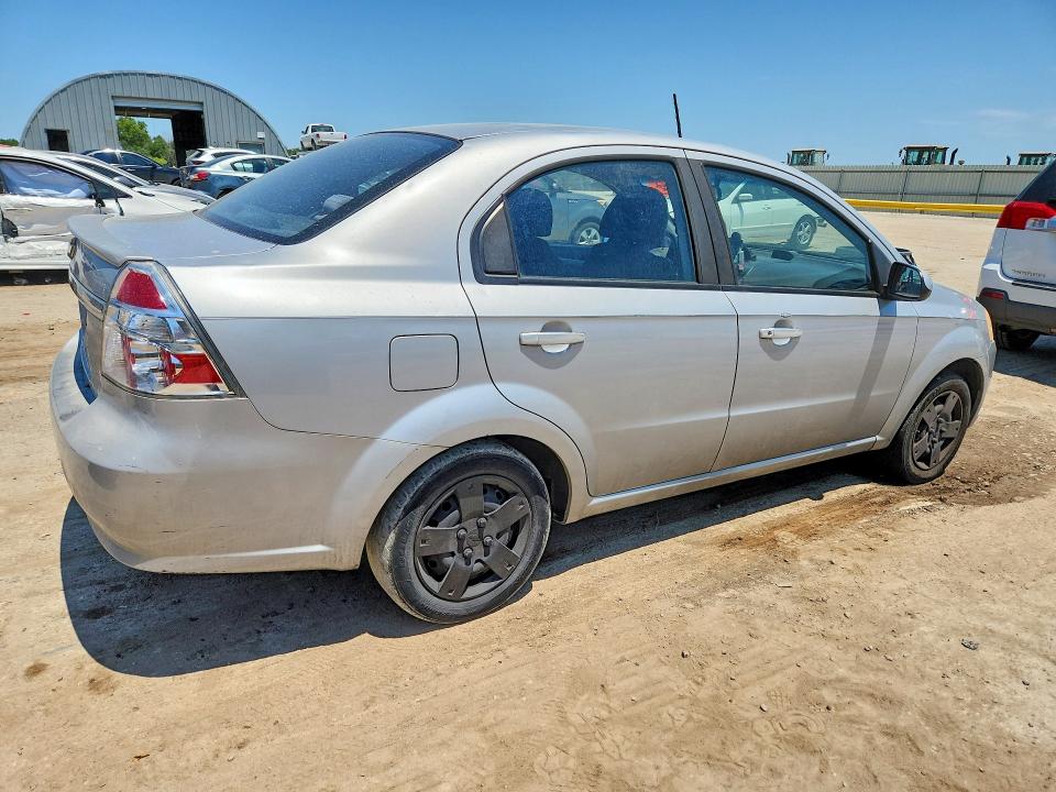 2010 Chevrolet Aveo VIN KL1TD5DE1AB073735 COPART salvage auction — HAIL, KS - CERT OF TITLE-REBUILT SALVAGE, sold $350 on 2026-07-22 (photo 3)