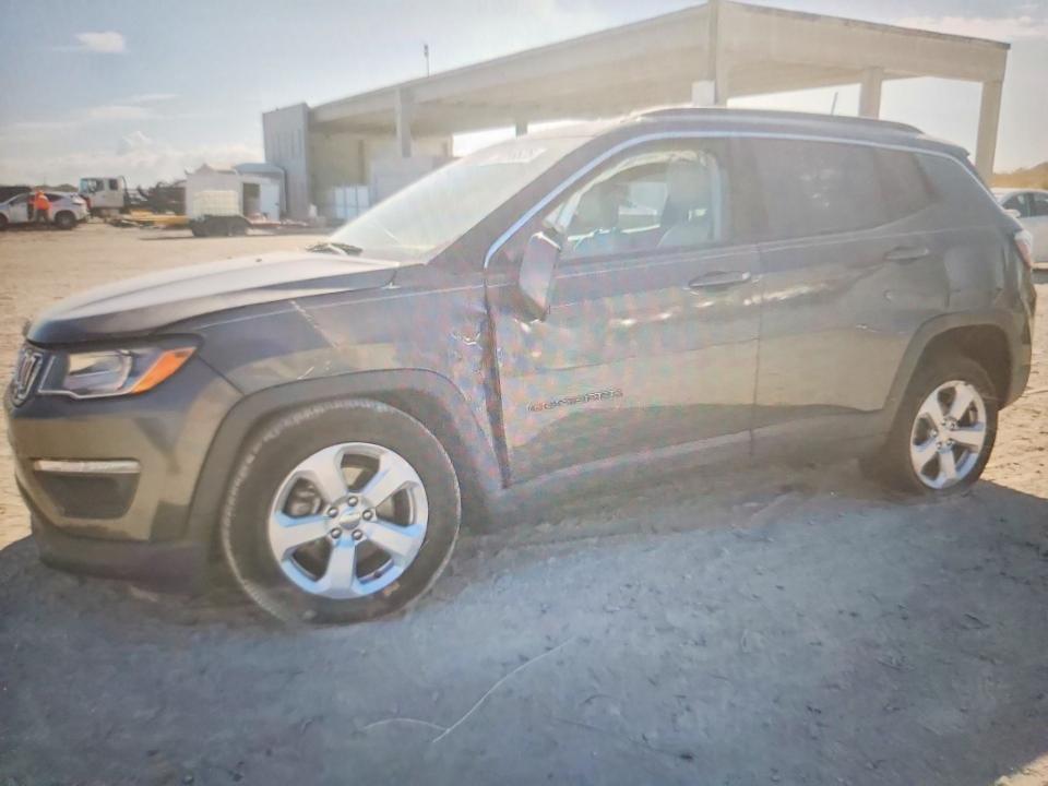 2018 Jeep Compass VIN 3C4NJCBB5JT256996 COPART salvage auction — FRONT END, FL - CERT OF TITLE SLVG REBUILDABLE, sold $2,800 on 2026-07-30 (photo 1)