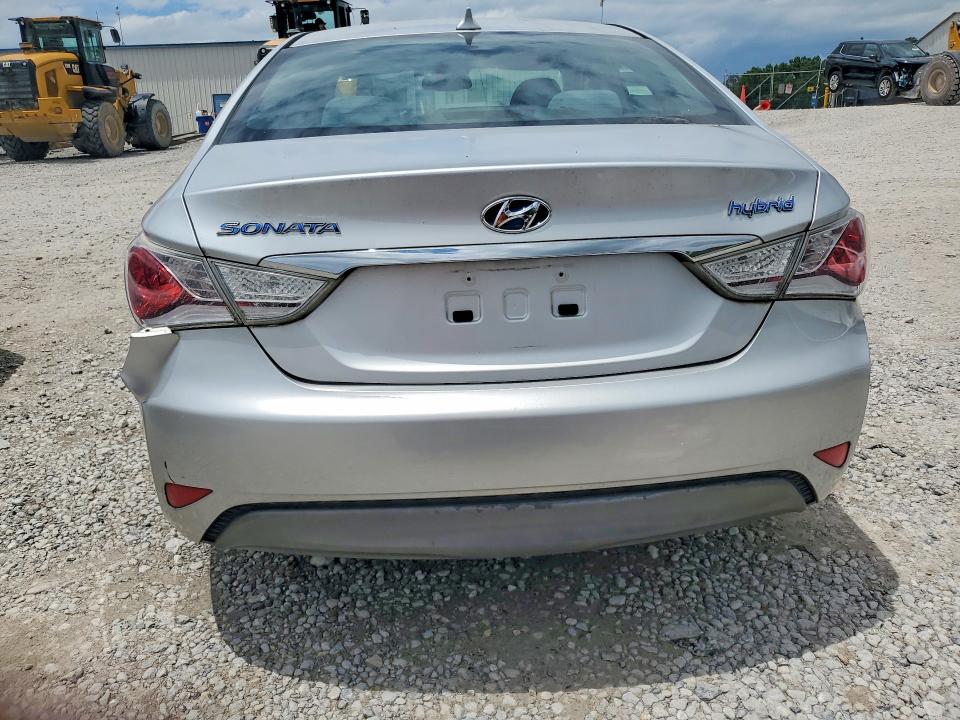2012 Hyundai Sonata hybrid VIN KMHEC4A46CA024335 COPART salvage auction — REAR END, FL - CERTIFICATE OF TITLE, sold $700 on 2026-07-28 (photo 6)