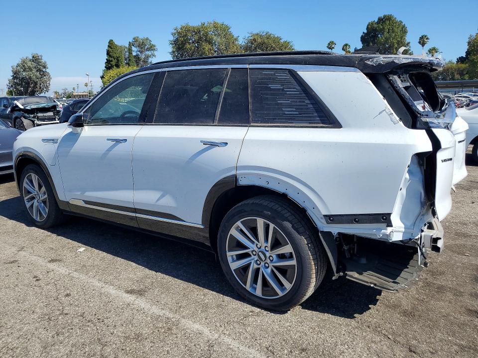 2026 Cadillac Xt4 VIN 1GYC3KML1TZ713102 COPART salvage auction — REAR END, Ca - Salvage Certificate, sold $10,400 on 2026-07-24 (photo 2)