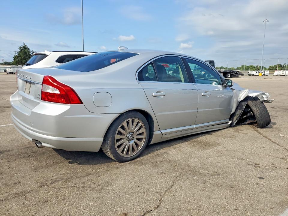 2009 Volvo S80 VIN YV1AH992691104967 COPART salvage auction — FRONT END, OH - CERT OF TITLE-SALVAGE, sold $325 on 2026-08-07 (photo 3)