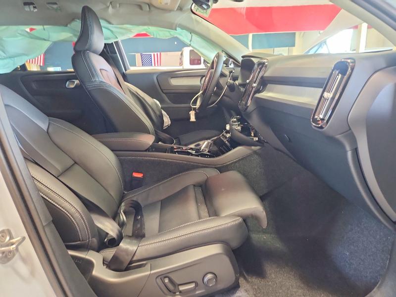 2026 Volvo Xc40 VIN YV4L12UC5T2807419 COPART salvage auction — SIDE, NY - CERTIFICATE OF TITLE, sold $11,600 on 2026-07-27 (photo 7)