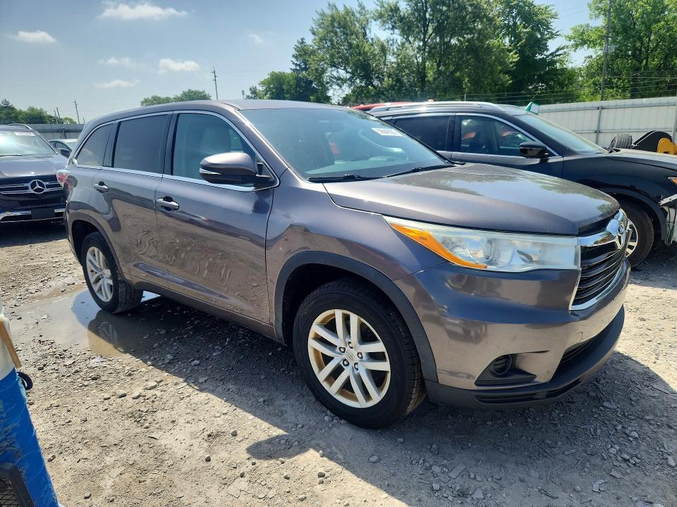 2014 Toyota Highlander VIN 5TDZARFH3ES005803 COPART salvage auction — MECHANICAL, Oh - Certificate Of Title (P), sold $7,300 on 2026-07-27 (photo 4)