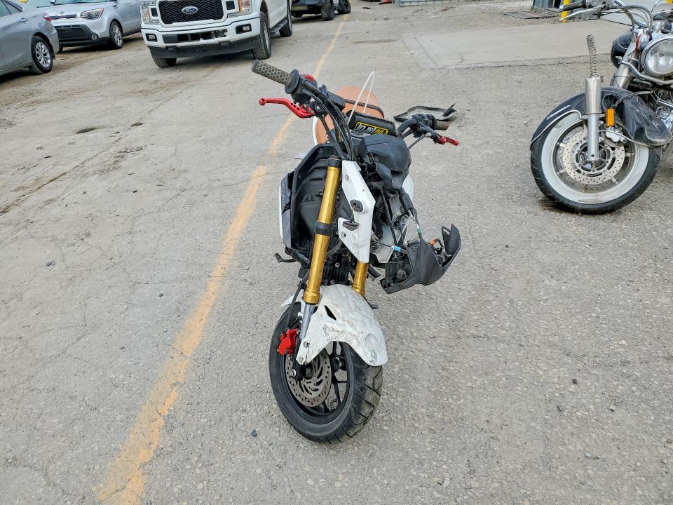2018 Honda Grom VIN MLHJC7517J5002481 COPART salvage auction — ALL OVER, Ks - Cert Of Title-Salvage, sold $250 on 2026-07-30 (photo 2)