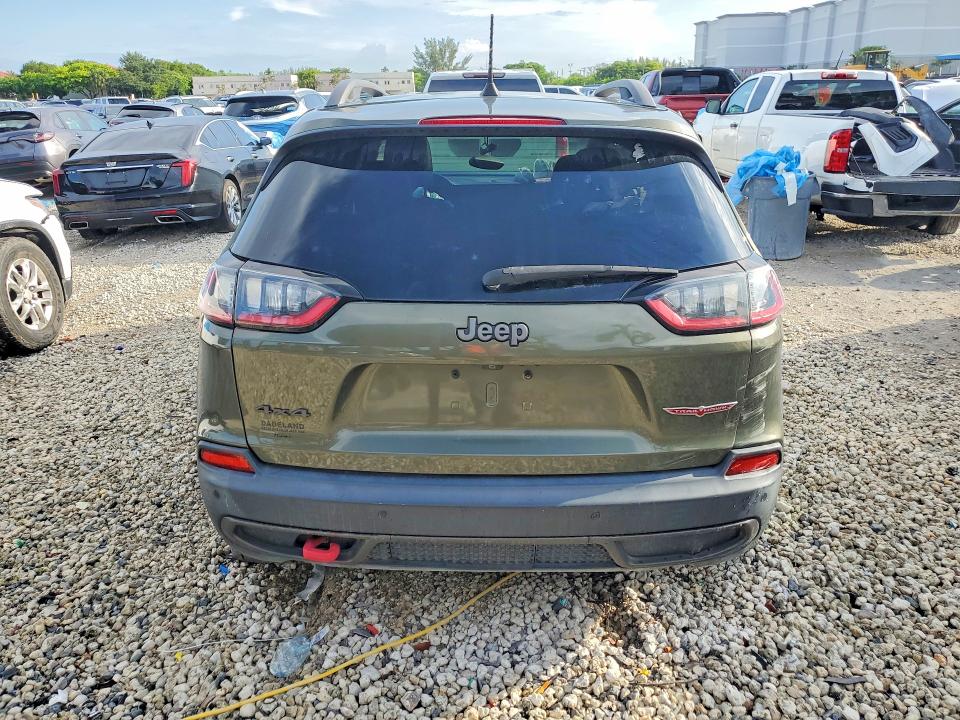 2019 Jeep Cherokee VIN 1C4PJMBX5KD169410 COPART salvage auction — FRONT END, Fl - Certificate Of Title (P), sold $3,291 on 2026-09-09 (photo 6)