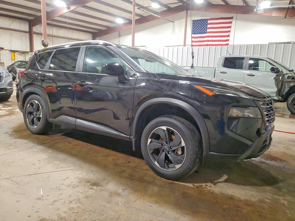 2024 Nissan Rogue VIN JN8BT3BB1RW445894 COPART salvage auction — REAR END, Salvage Title, sold $3,800 on 2026-07-28 (photo 4)