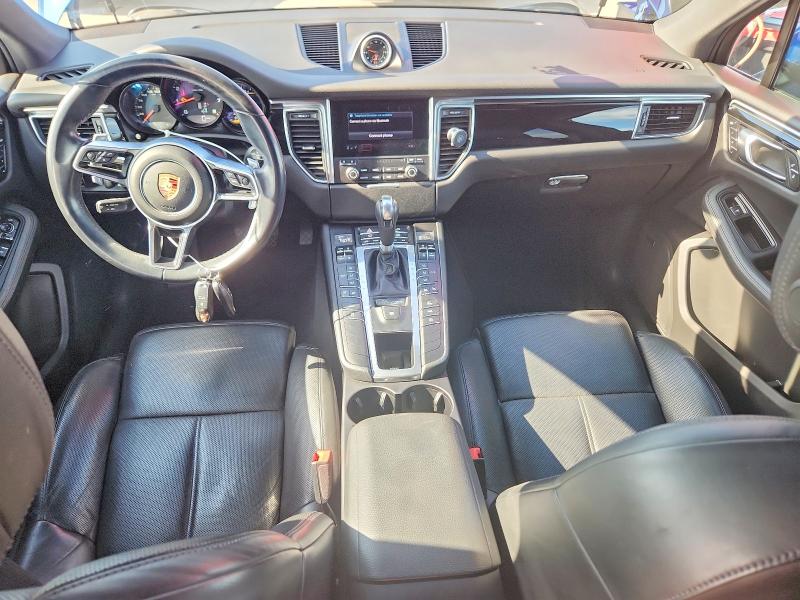 2017 Porsche Macan VIN WP1AA2A54HLB83936 COPART salvage auction — NORMAL WEAR, TX - CERTIFICATE OF TITLE, sold $8,400 on 2026-07-30 (photo 8)
