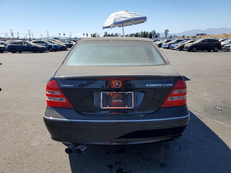 2004 Mercedes-benz C-klasse VIN WDBRF40J34A556016 COPART salvage auction — MINOR DENT/SCRATCHES, Ca - Dis/Dlr/Exp Only Clean Title, sold $625 on 2026-07-29 (photo 6)