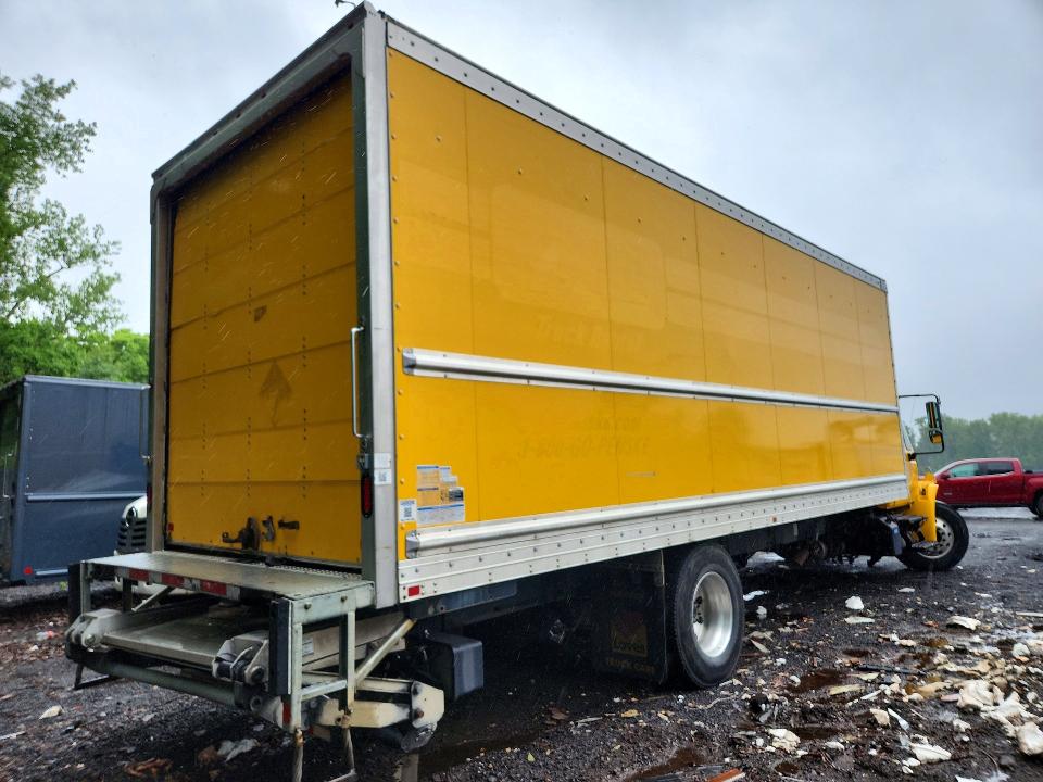 2018 International 4000 series VIN 1HTMMMML8JH713431 COPART salvage auction — MECHANICAL, TX - CERTIFICATE OF TITLE, sold $1,600 on 2026-07-10 (photo 3)