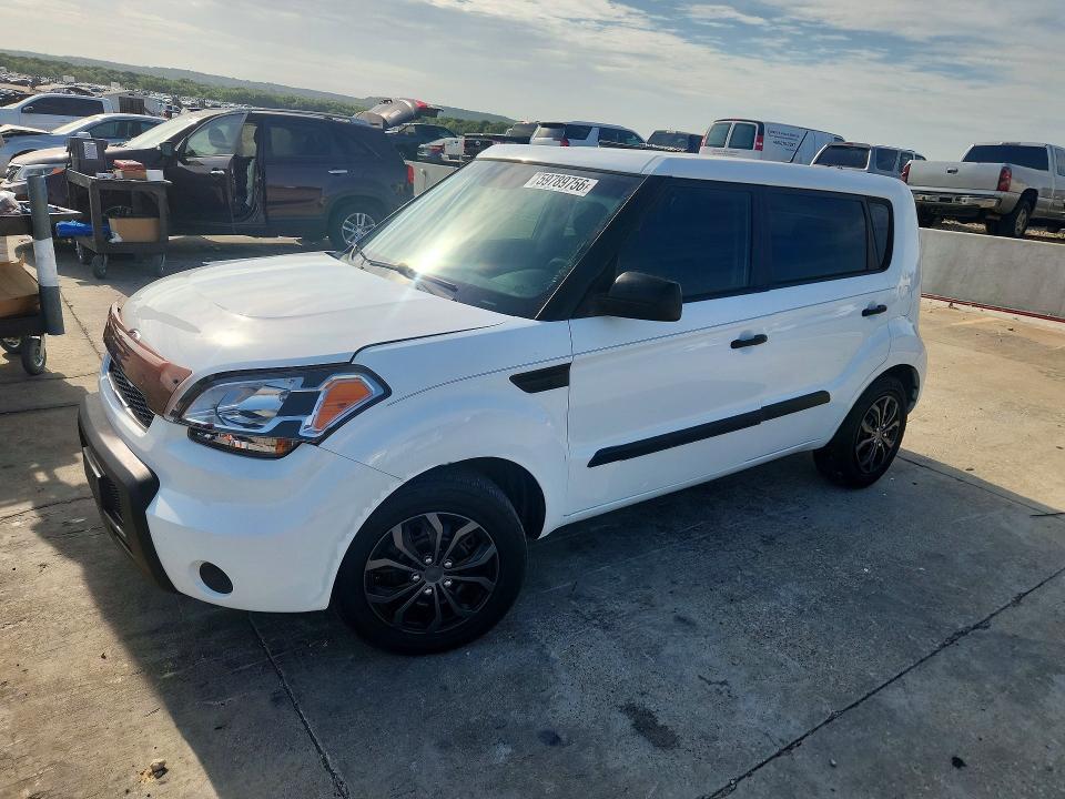 2011 Kia Soul VIN KNDJT2A11B7717239 COPART salvage auction — FRONT END, Tx - Salvage Vehicle Title, sold $725 on 2026-07-23 (photo 1)