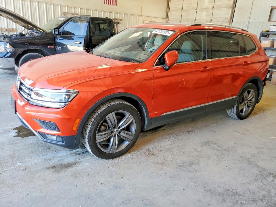 2019 Volkswagen Tiguan VIN 3VV4B7AX2KM008859 — COPART salvage auction photo