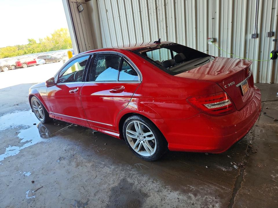 2014 Mercedes-benz C-klasse VIN WDDGF8AB0ER308872 COPART salvage auction — HAIL, Wi - Certificate Of Title, sold $4,650 on 2026-08-10 (photo 2)
