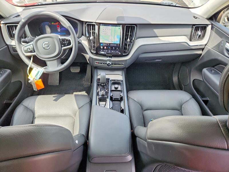 2025 Volvo VIN YV4M12RC6S1181185 COPART salvage auction — FRONT END, Salvage Title, sold $15,200 on 2026-07-13 (photo 8)