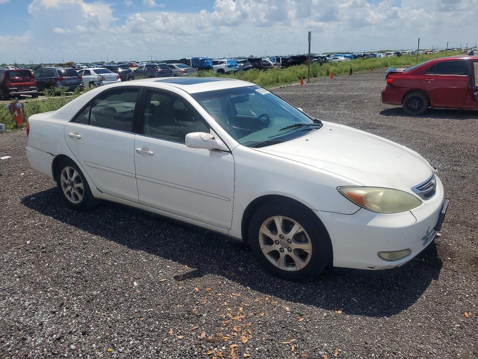 2004 Toyota Camry VIN JTDBE30K140254187 COPART salvage auction — FRONT END, FL - CERT OF TITLE SLVG REBUILDABLE, sold $475 on 2026-07-20 (photo 4)