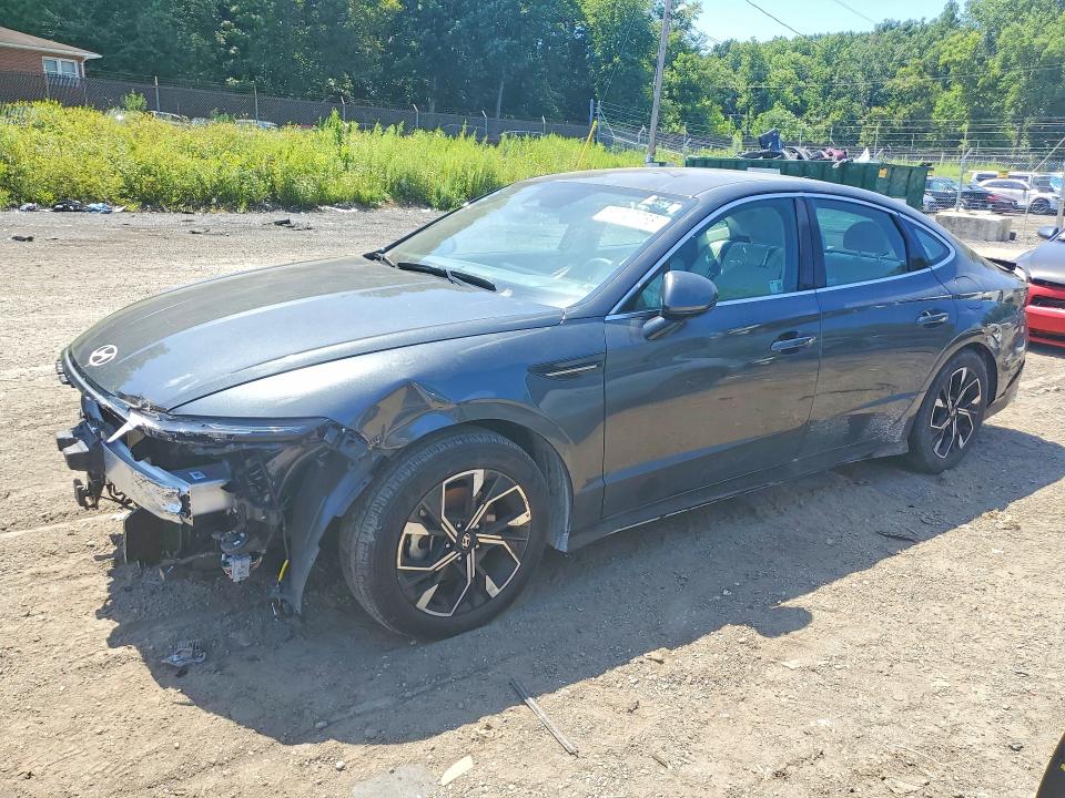 2025 Hyundai Sonata VIN KMHL64JA4SA470132 — COPART salvage auction photo