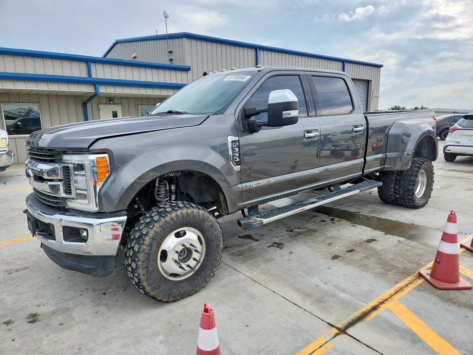 2019 Ford F350 VIN 1FT8W3DT6KEE63693 — COPART salvage auction photo