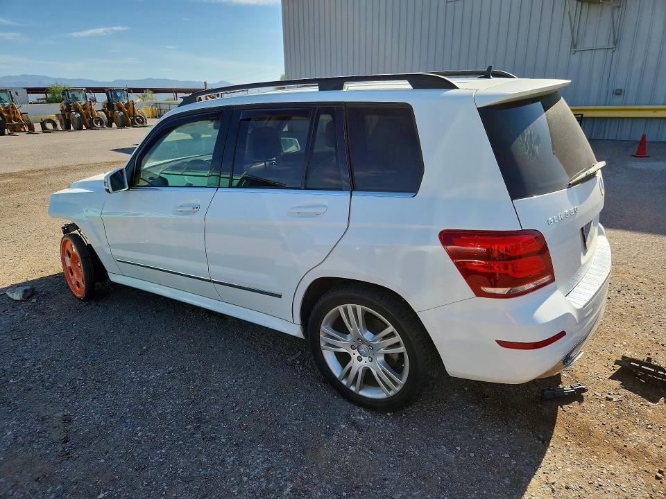 2015 Mercedes-benz Glk-klasse VIN WDCGG5HB2FG402352 COPART salvage auction — FRONT END, Az - Cert Of Title - Salvage, sold $1,650 on 2026-08-14 (photo 2)