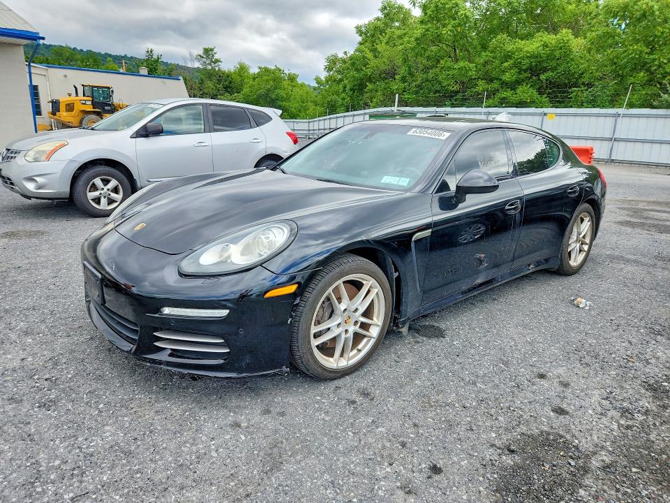 2015 Porsche Panamera VIN WP0AA2A7XFL003312 — COPART salvage auction photo