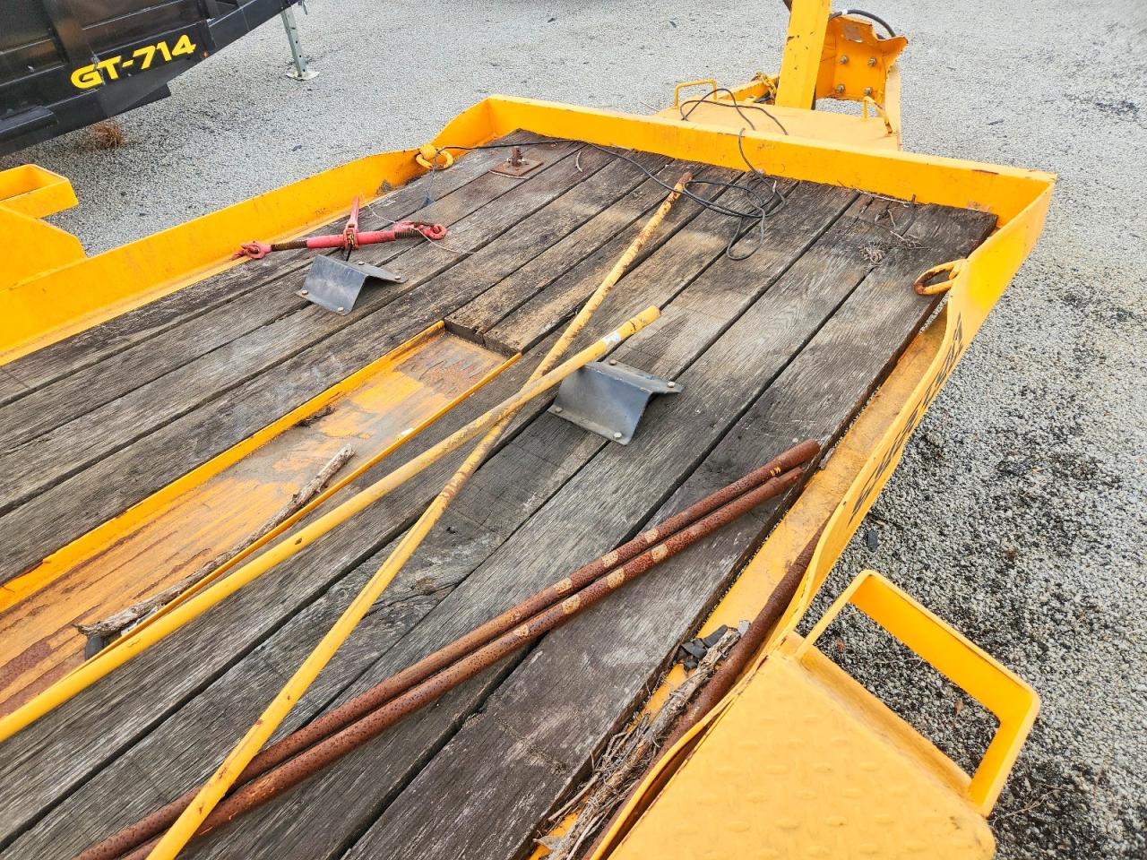 2020 Utility Trailer Manufacture Trailers VIN 7JEPU1426LG000362 COPART salvage auction — Side, Ct - Clean Title, sold $60 on 2026-08-18 (photo 5)