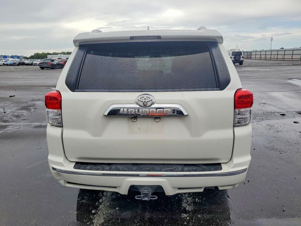2013 Toyota 4runner VIN JTEZU5JR6D5062111 COPART salvage auction — SIDE, Fl - Cert Of Title Slvg Rebuildable, sold $9,100 on 2026-07-20 (photo 6)