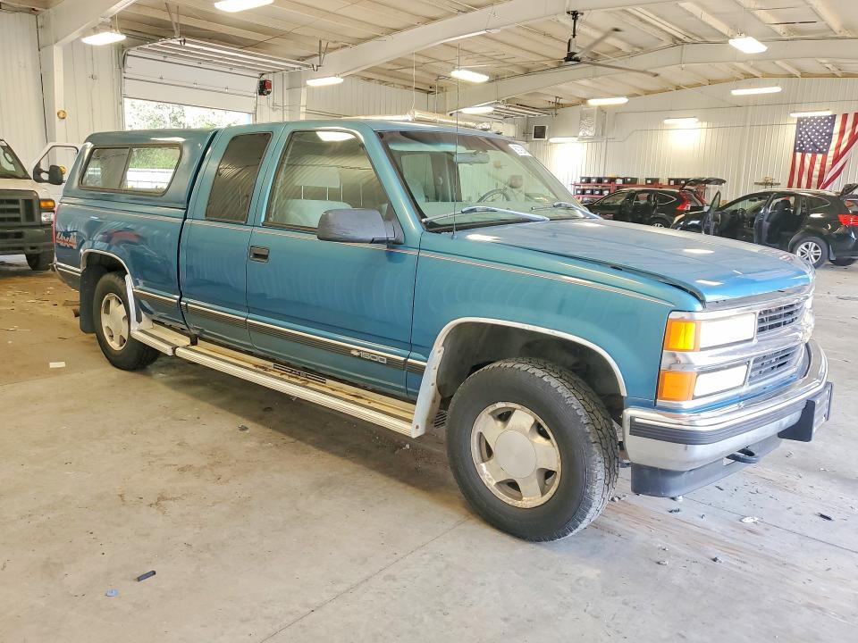 1998 Chevrolet Gmt-400 VIN 2GCEK19R9W1150063 COPART salvage auction — MECHANICAL, Mn - Certificate Of Title, sold $775 on 2026-07-09 (photo 4)