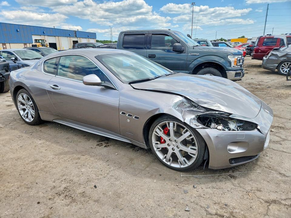 2009 Maserati Granturismo VIN ZAMHJ45A690046739 COPART salvage auction — FRONT END, MI - CERTIFICATE OF TITLE, sold $9,600 on 2026-08-14 (photo 4)