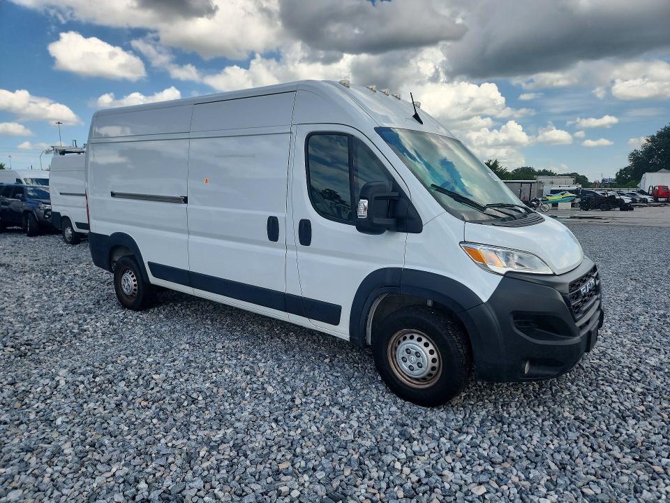 2025 Ram Promaster city VIN 3C6LRVDG2SE520905 COPART salvage auction — SIDE, Fl - Cert Of Title Slvg Rebuildable, sold $8,500 on 2026-08-19 (photo 4)