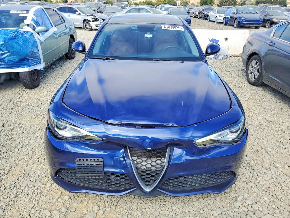 2019 Alfa romeo Giulia VIN ZARFAMBN1K7606351 COPART salvage auction — ALL OVER, CA - SALVAGE CERTIFICATE, sold $6,800 on 2026-09-29 (photo 5)