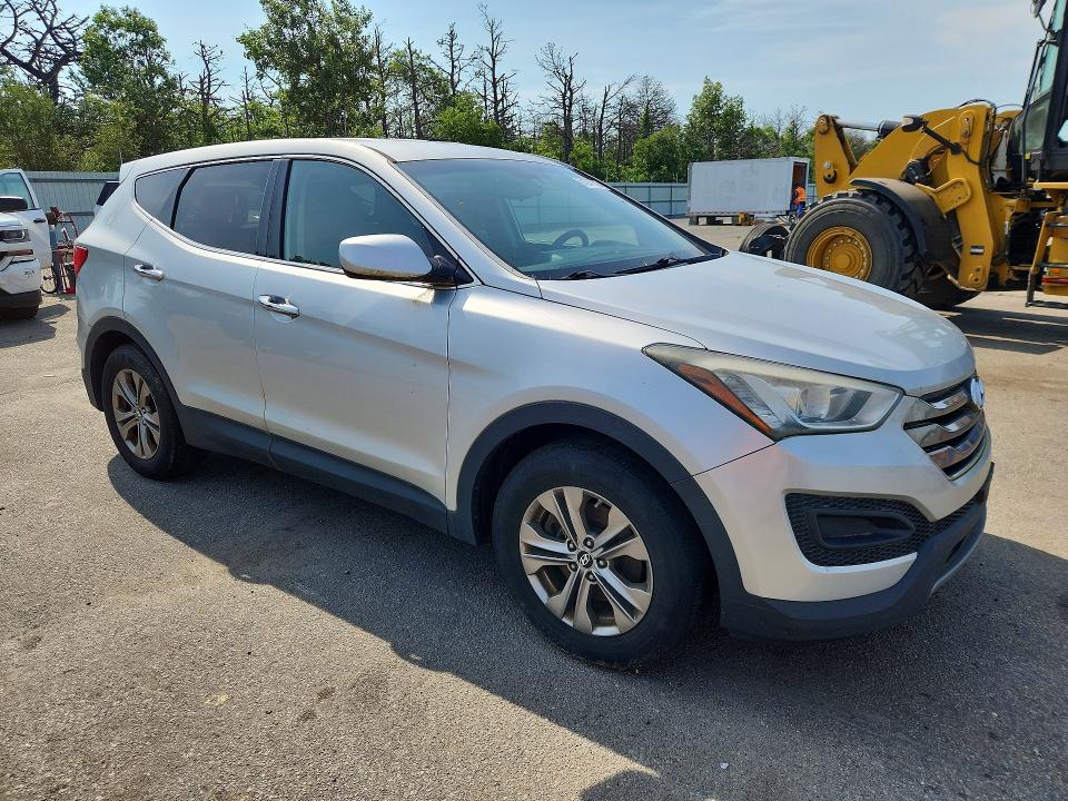 2014 Hyundai Santa fe VIN 5XYZT3LB2EG146575 COPART salvage auction — MINOR DENT/SCRATCHES, Ny - Certificate Of Title, sold $500 on 2026-07-20 (photo 4)