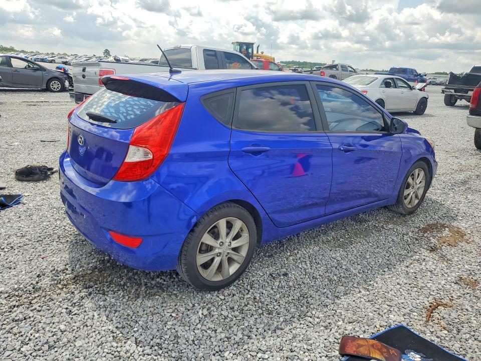 2012 Hyundai Accent VIN KMHCU5AE4CU057447 COPART salvage auction — MINOR DENT/SCRATCHES, LA - CERT OF TITLE-SALVAGE, sold $125 on 2026-07-27 (photo 3)