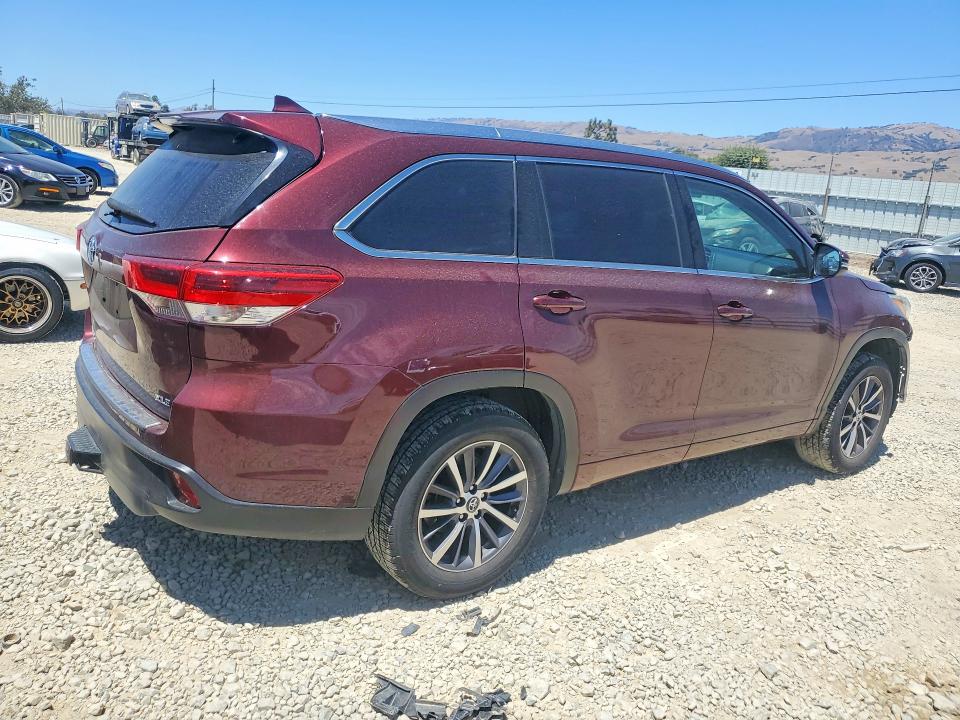 2018 Toyota Highlander VIN 5TDKZRFH5JS260781 COPART salvage auction — FRONT END, CA - SALVAGE CERTIFICATE, sold $2,650 on 2026-07-28 (photo 3)