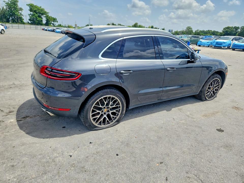 2017 Porsche Macan VIN WP1AB2A51HLB14120 COPART salvage auction — MINOR DENT/SCRATCHES, Fl - Certificate Of Title, sold $11,400 on 2026-07-28 (photo 3)