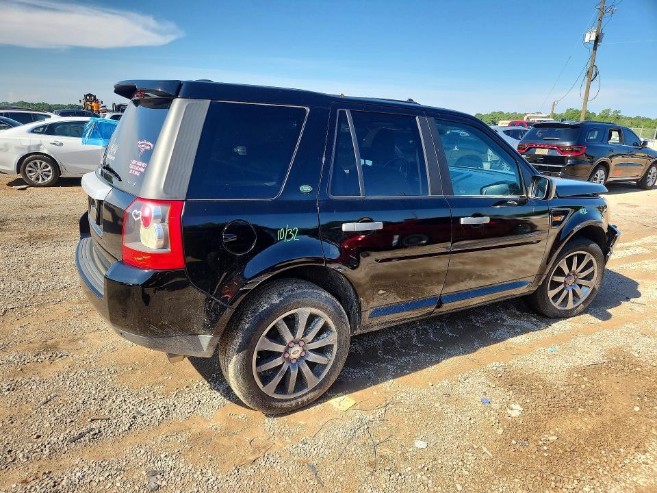2008 Land rover Lr2 VIN SALFT24N48H074675 COPART salvage auction — FRONT END, Al - Cert Of Title-Salvage Title, sold $225 on 2026-07-14 (photo 3)