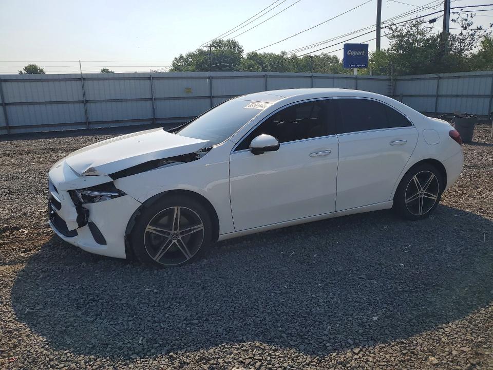 2021 Mercedes-benz A-klasse VIN W1K3G4FBXMJ318948 — COPART salvage auction photo