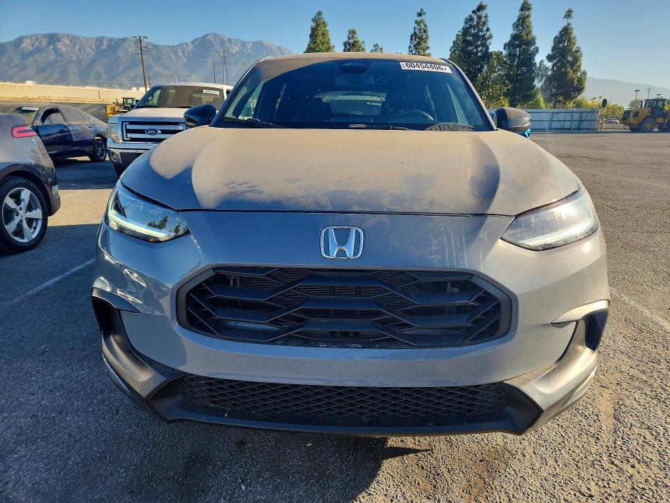 2024 Honda Hr-v VIN 3CZRZ2H5XRM786032 COPART salvage auction — MINOR DENT/SCRATCHES, Pa - Certificate Of Salvage (P), sold $6,600 on 2026-07-28 (photo 5)