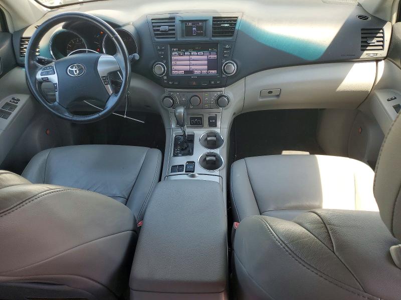 2011 Toyota Highlander VIN 5TDZK3EH5BS043864 COPART salvage auction — REAR END, Ca - Salvage Certificate, sold $2,700 on 2026-07-13 (photo 8)