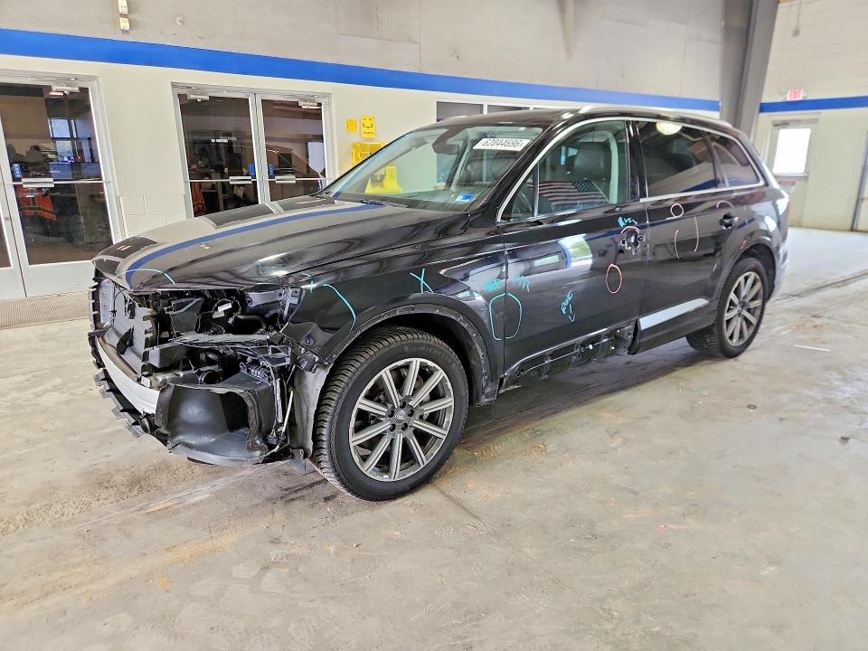 2018 Audi Q7 VIN WA1LAAF70JD031404 — COPART salvage auction photo