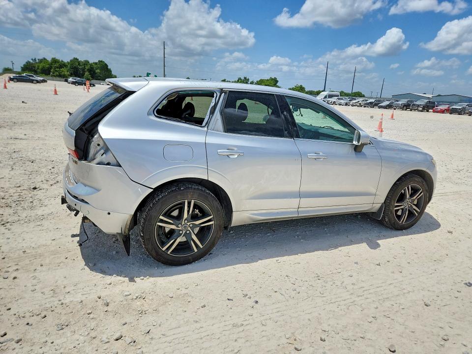 2018 Volvo Xc60 VIN LYVA22RMXJB096725 COPART salvage auction — REAR END, TX - SALVAGE VEHICLE TITLE, sold $7,000 on 2026-07-30 (photo 3)