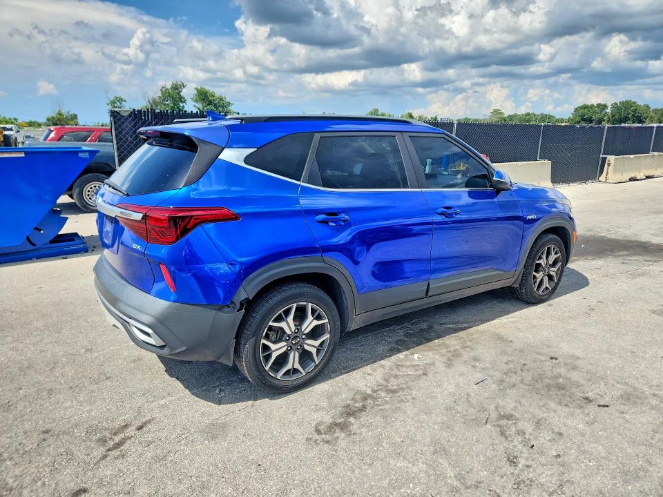 2021 Kia Seltos VIN KNDERCAA8M7088328 COPART salvage auction — MINOR DENT/SCRATCHES, FL - CERTIFICATE OF TITLE, sold $5,500 on 2026-07-14 (photo 3)