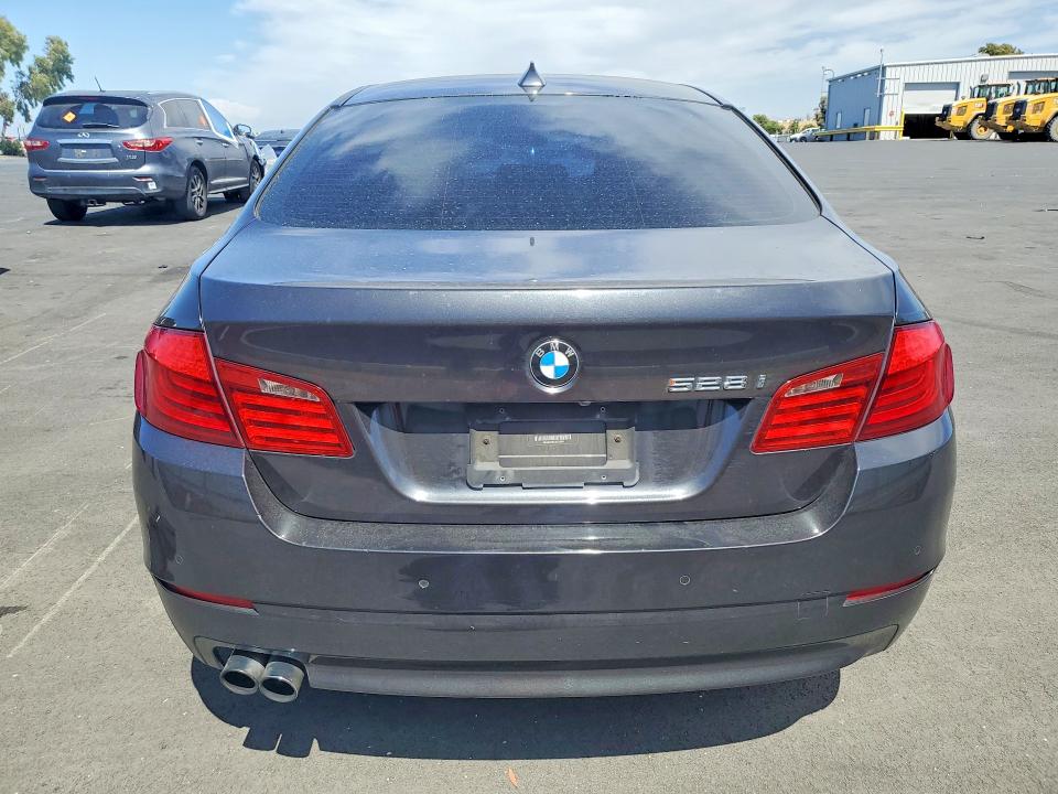 2013 BMW 5er VIN WBAXG5C56DD230491 COPART salvage auction — FRONT END, Ca - Salvage Certificate, sold $1,450 on 2026-07-13 (photo 6)