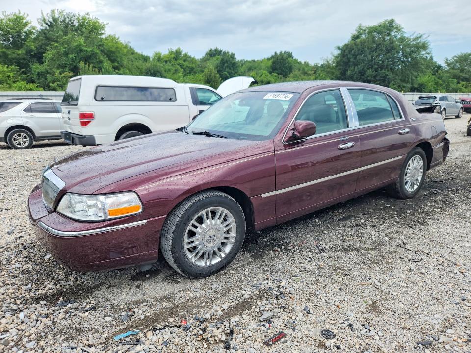 2006 Lincoln TOWN CAR VIN 1LNHM82V26Y645804 COPART salvage auction — REAR END, Ar - Cert Of Title-Salvage, sold $2,350 on 2026-08-26 (photo 1)