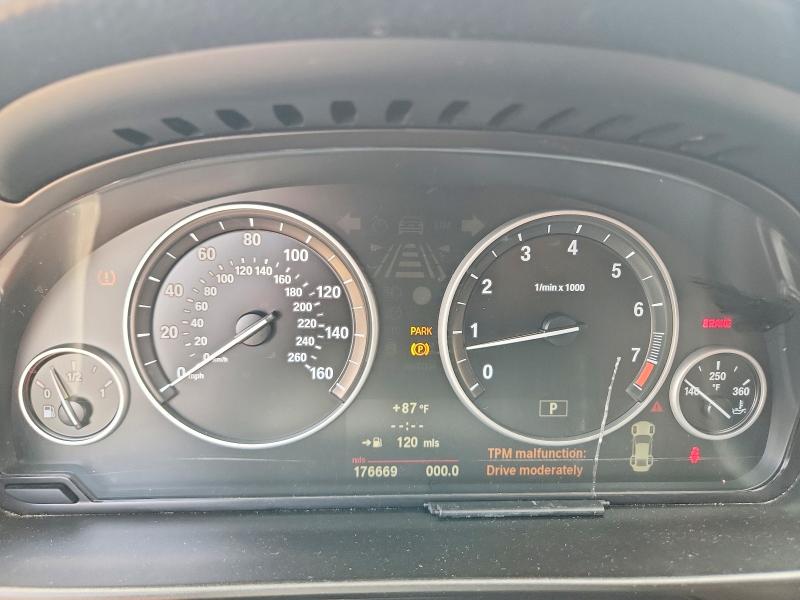 2012 BMW 5er VIN WBAXH5C59CDW06998 COPART salvage auction — FRONT END, OH - CERT OF TITLE-REBUILT SALVAGE, sold $150 on 2026-07-28 (photo 9)