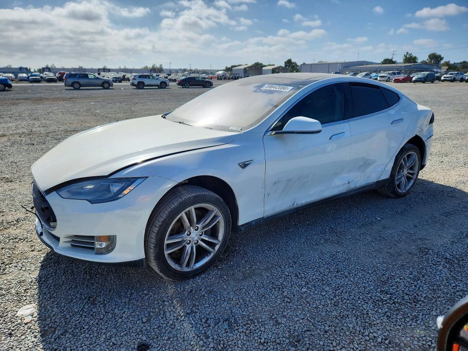 2013 Tesla Model s VIN 5YJSA1CN6DFP28030 COPART salvage auction — SIDE, Ca - Salvage Certificate, sold $2,600 on 2026-07-17 (photo 1)