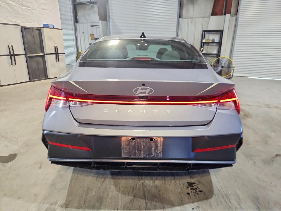 2025 Hyundai Elantra VIN KMHLS4DG7SU984681 COPART salvage auction — FRONT END, MA - CERTIFICATE OF TITLE, sold $375 on 2026-07-22 (photo 6)
