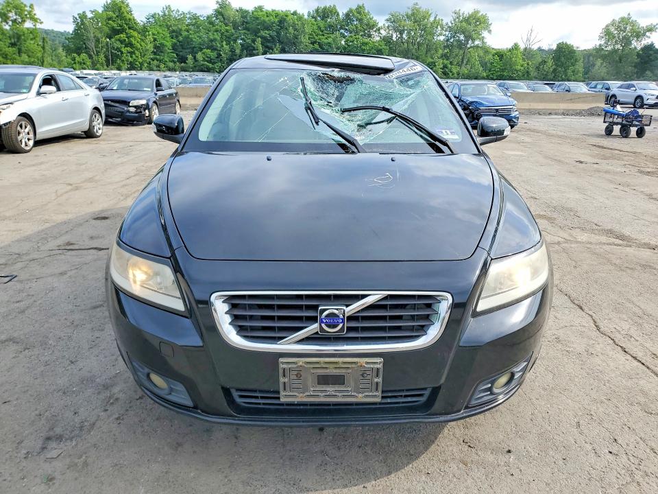 2010 Volvo V50 VIN YV1382MW2A2532317 COPART salvage auction — ROOF, Ny - Mv-907A Salvage Certificate, sold $475 on 2026-08-04 (photo 5)