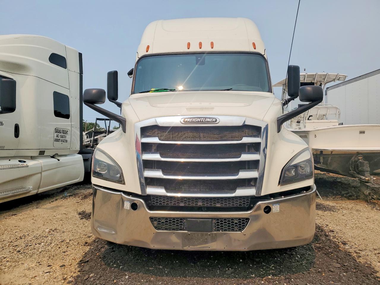 2019 Freightliner All other VIN 3AKJHHDR0KSKP0705 COPART salvage auction — Minor Dent/Scratches, NJ - CERTIFICATE OF TITLE, sold $9,500 on 2026-08-14 (photo 5)