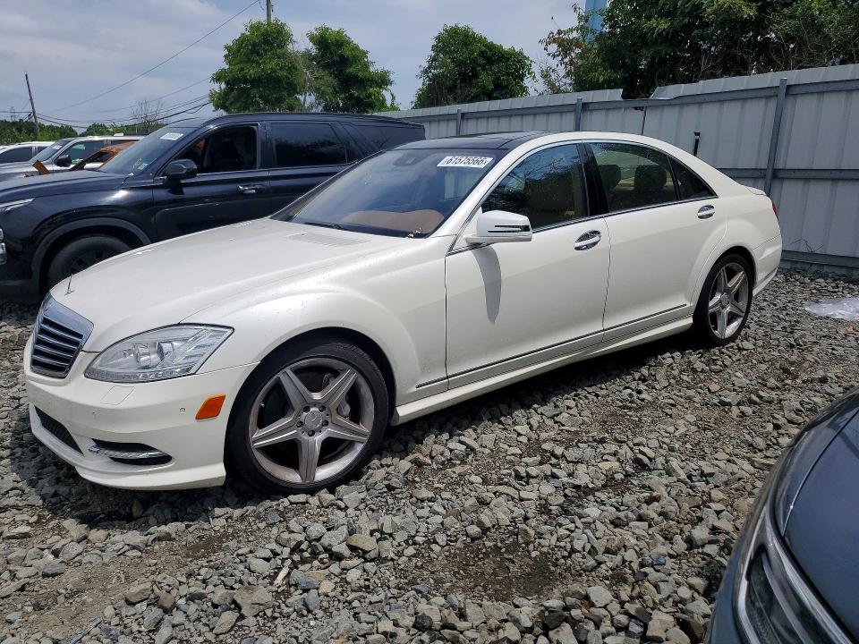 2010 Mercedes-benz S-klasse VIN WDDNG7BB7AA356813 COPART salvage auction — WATER/FLOOD, Nj - Cert Of Title-Salvage Flood, sold $950 on 2026-08-10 (photo 1)