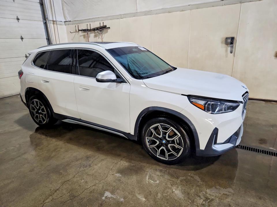 2024 BMW X1 VIN WBX73EF08R5Z38941 COPART salvage auction — NORMAL WEAR, Ak - Certificate Of Vehicle Title, sold $3,600 on 2026-07-28 (photo 4)