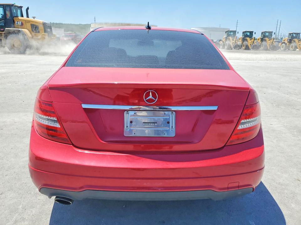 2014 Mercedes-benz C-klasse VIN WDDGF4HB9EG242736 COPART salvage auction — MECHANICAL, OK - CERTIFICATE OF TITLE, sold $550 on 2026-08-12 (photo 6)